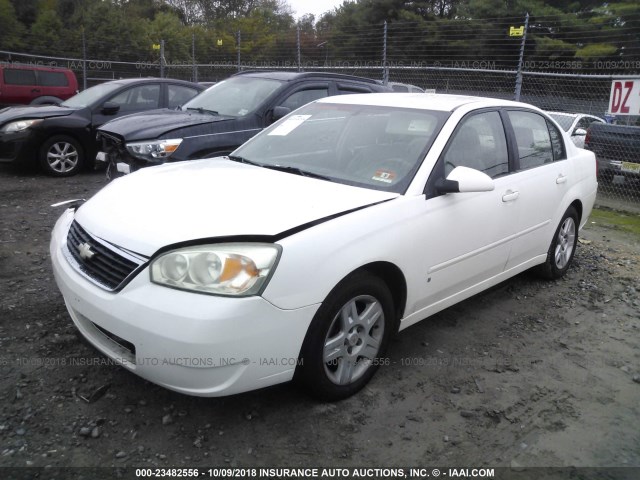 1G1ZT58N98F131831 - 2008 CHEVROLET MALIBU LT/CLASSIC WHITE photo 2