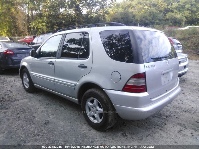 4JGAB54E21A243771 - 2001 MERCEDES-BENZ ML 320 SILVER photo 3