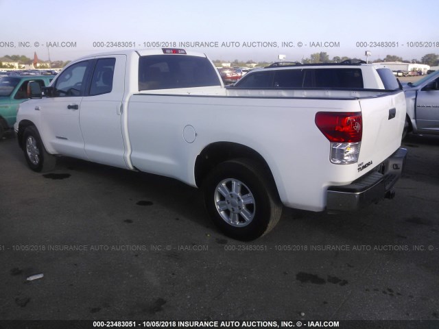 5TFTY5F12AX006913 - 2010 TOYOTA TUNDRA DOUBLE CAB SR5 WHITE photo 3