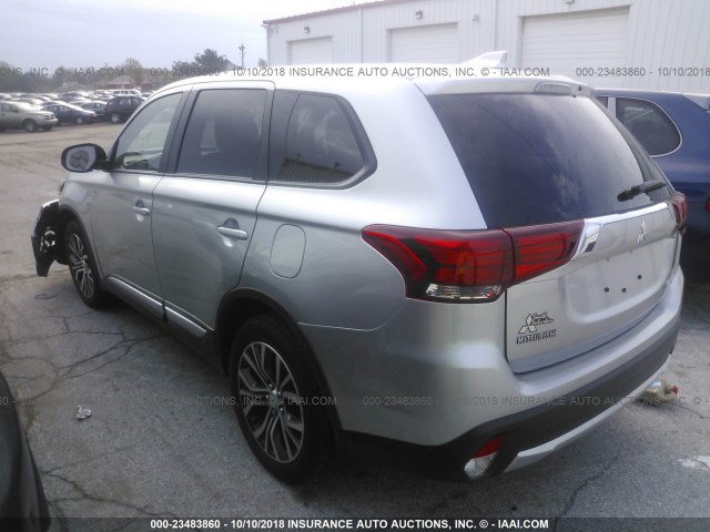 JA4AD3A37JZ015752 - 2018 MITSUBISHI OUTLANDER SE/SEL SILVER photo 3