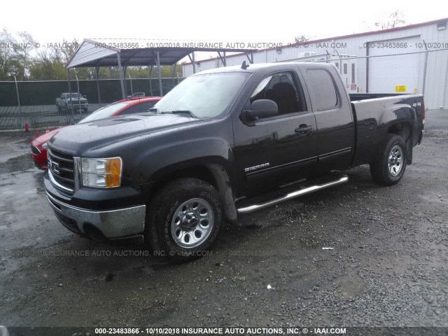 1GTR2UEA5BZ145978 - 2011 GMC SIERRA K1500 SL BLACK photo 2