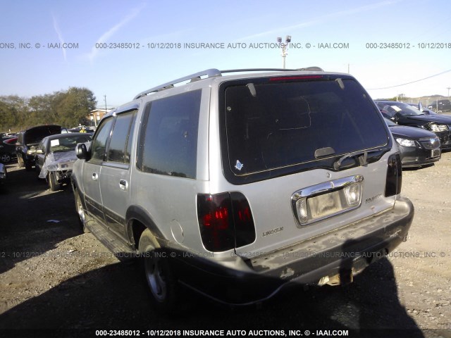 5LMEU27A3YLJ22794 - 2000 LINCOLN NAVIGATOR Күміс фото 3