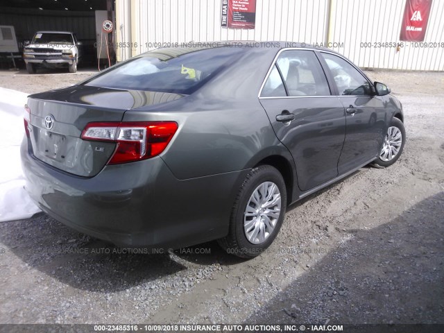 4T4BF1FK3CR272496 - 2012 TOYOTA CAMRY SE/LE/XLE 绿色 照片 4