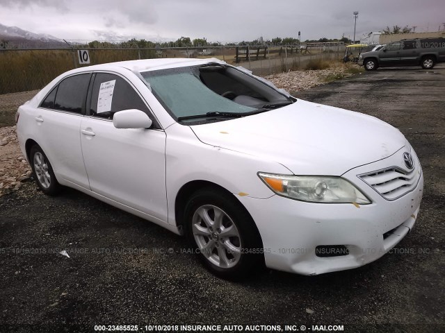 4T1BF3EK4BU603737 - 2011 TOYOTA CAMRY SE/LE/XLE WHITE photo 1