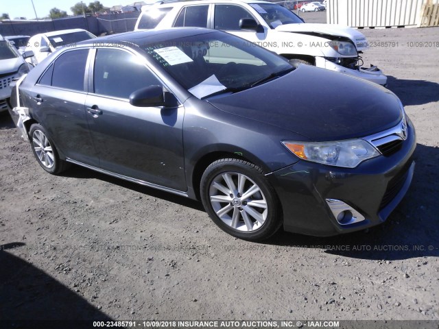 4T4BF1FK5CR220383 - 2012 TOYOTA CAMRY SE/LE/XLE GRAY photo 1