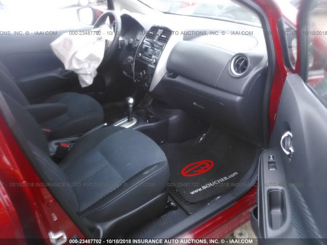 3N1CE2CP8FL360490 - 2015 NISSAN VERSA NOTE S/S PLUS/SV/SL/SR RED photo 5