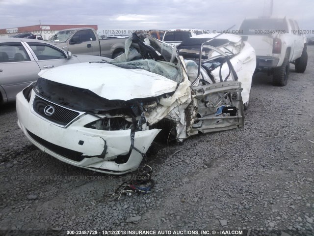 JTHBE262882013768 - 2008 LEXUS IS 350 WHITE photo 2