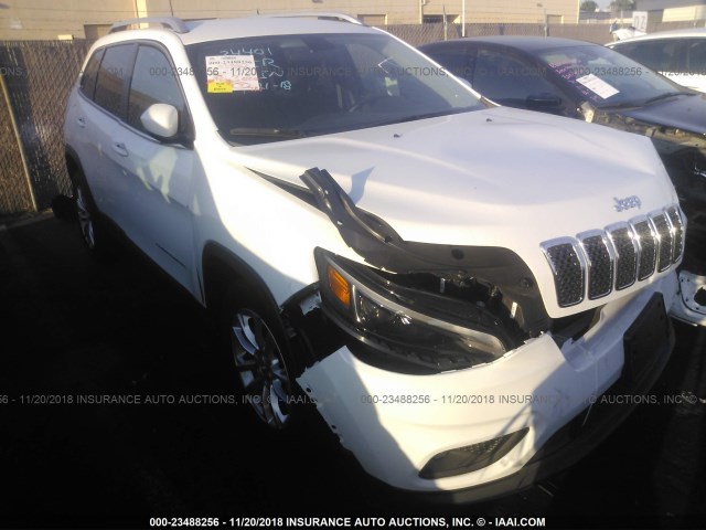 1C4PJLCB7KD187419 - 2019 JEEP CHEROKEE LATITUDE WHITE photo 1