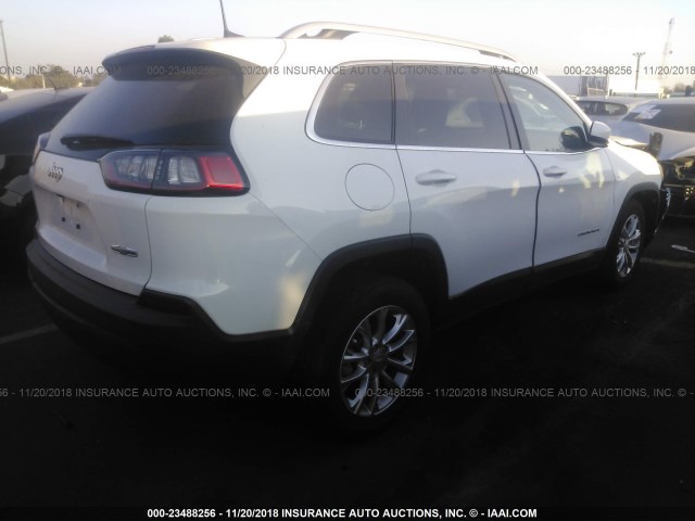 1C4PJLCB7KD187419 - 2019 JEEP CHEROKEE LATITUDE WHITE photo 4