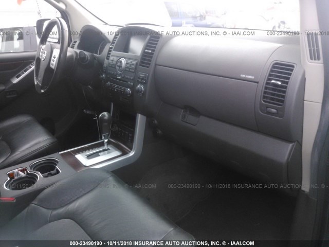 5N1AR1NB1AC607594 - 2010 NISSAN PATHFINDER S/LE/SE GRAY photo 5