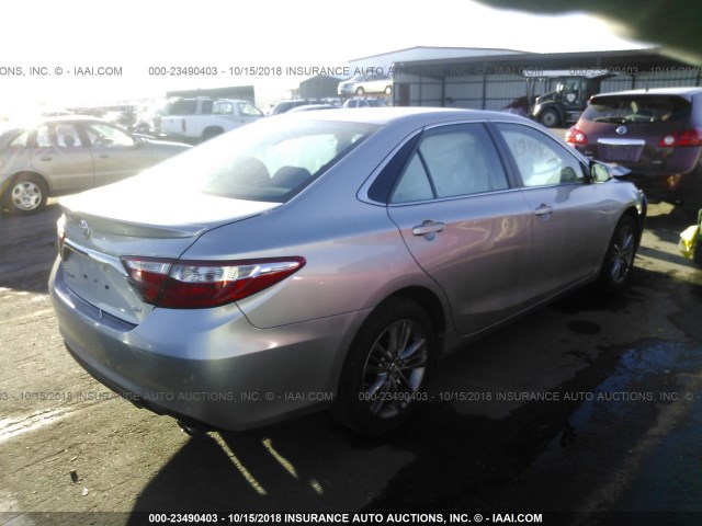 4T1BF1FKXGU238569 - 2016 TOYOTA CAMRY LE/XLE/SE/XSE SILVER photo 4