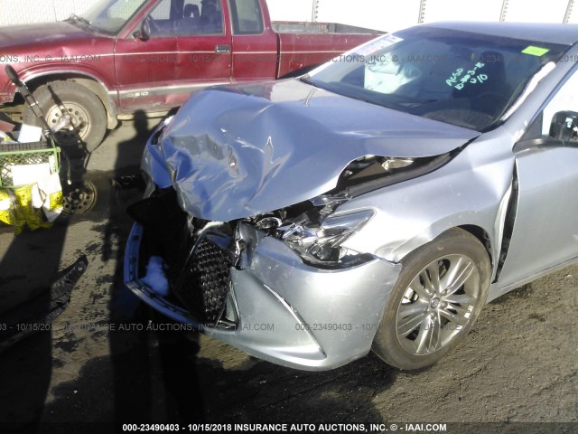 4T1BF1FKXGU238569 - 2016 TOYOTA CAMRY LE/XLE/SE/XSE SILVER photo 6