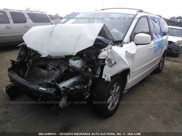 2A8HR54P78R127948 - 2008 CHRYSLER TOWN & COUNTRY TOURING WHITE photo 2