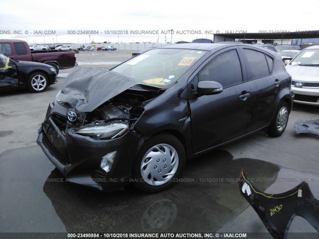 JTDKDTB34G1134536 - 2016 TOYOTA PRIUS C GRAY photo 2