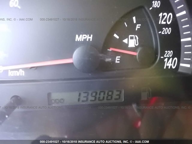 4T1BF30K82U010227 - 2002 TOYOTA CAMRY LE/XLE/SE SILVER photo 7