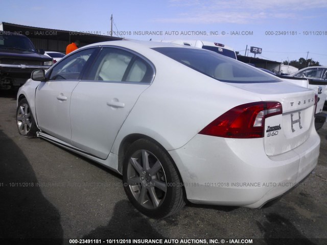 YV126MFK4G2391752 - 2016 VOLVO S60 PREMIER WHITE photo 3