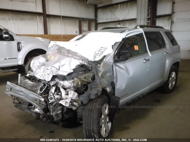 2GKALSEK6D6131484 - 2013 GMC TERRAIN SLE SILVER photo 2