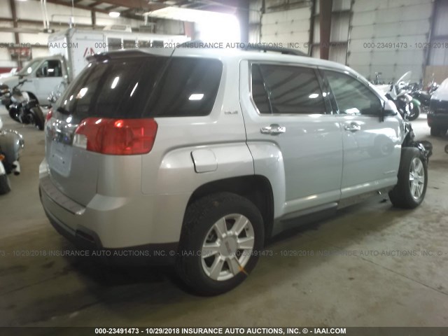 2GKALSEK6D6131484 - 2013 GMC TERRAIN SLE SILVER photo 4