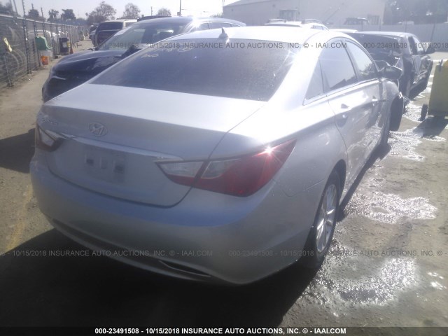 5NPEB4AC7CH484336 - 2012 HYUNDAI SONATA GLS SILVER photo 4