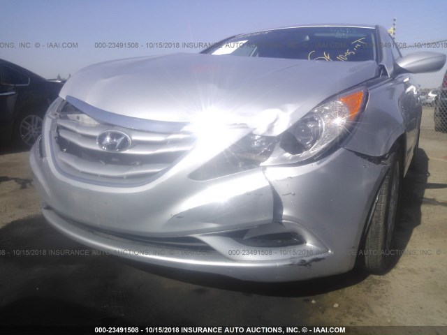 5NPEB4AC7CH484336 - 2012 HYUNDAI SONATA GLS SILVER photo 6