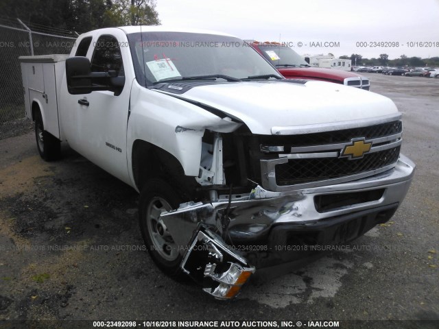 1GB2CVCG3DZ252384 - 2013 CHEVROLET SILVERADO C2500 HEAVY DUTY WHITE photo 1