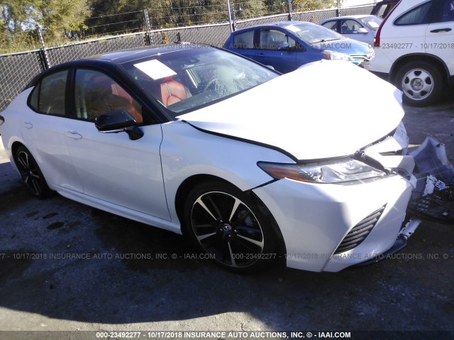 4T1BZ1HK7JU001128 - 2018 TOYOTA CAMRY XSE/XLE Ağ foto 1