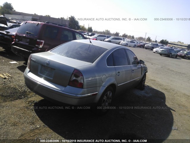 WVWAD63B65E057404 - 2005 VOLKSWAGEN PASSAT GLS SILVER photo 4