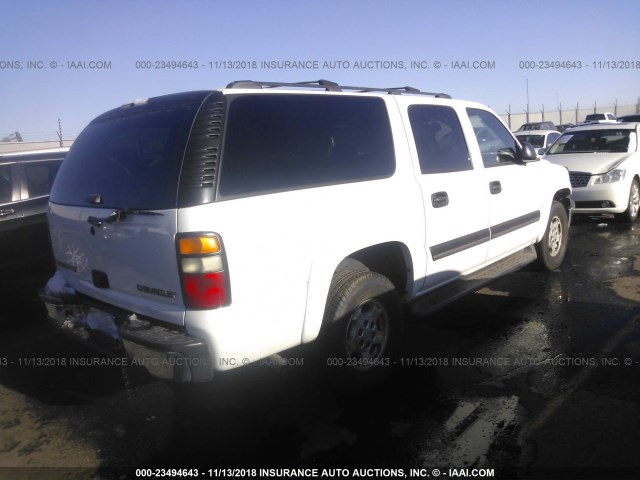 3GNEC16Z05G263267 - 2005 CHEVROLET SUBURBAN C1500 WHITE photo 4