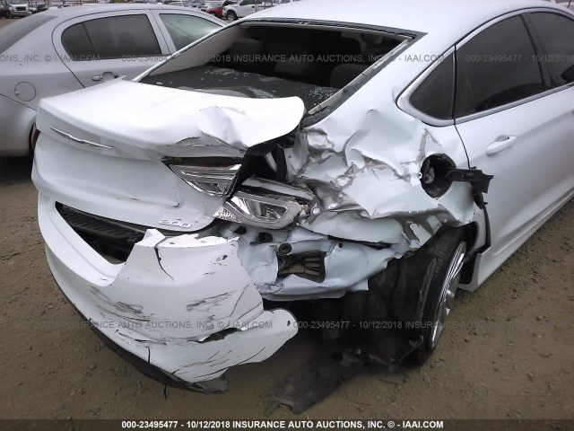 1C3CCCFB0GN185845 - 2016 CHRYSLER 200 LX WHITE photo 6