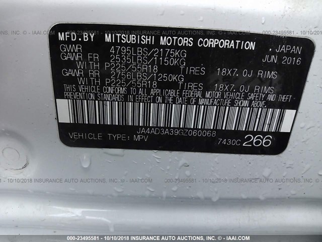 JA4AD3A39GZ060068 - 2016 MITSUBISHI OUTLANDER SE/SEL WHITE photo 9