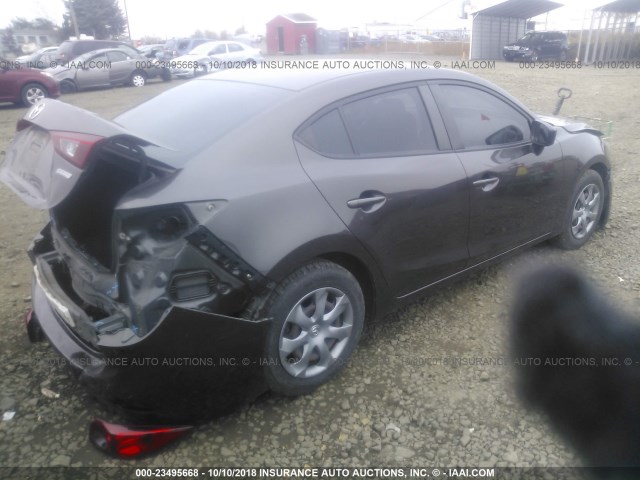 JM1BM1T78E1115846 - 2014 MAZDA 3 SV GRAY photo 4