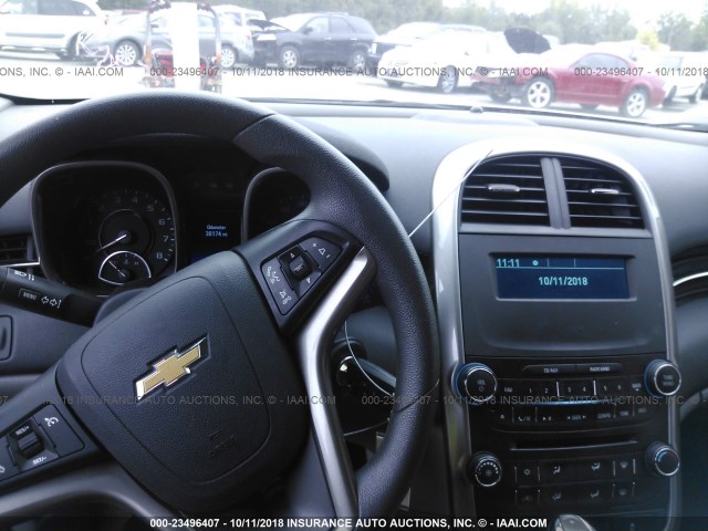 1G11B5SLXFF240089 - 2015 CHEVROLET MALIBU LS 银色 照片 5