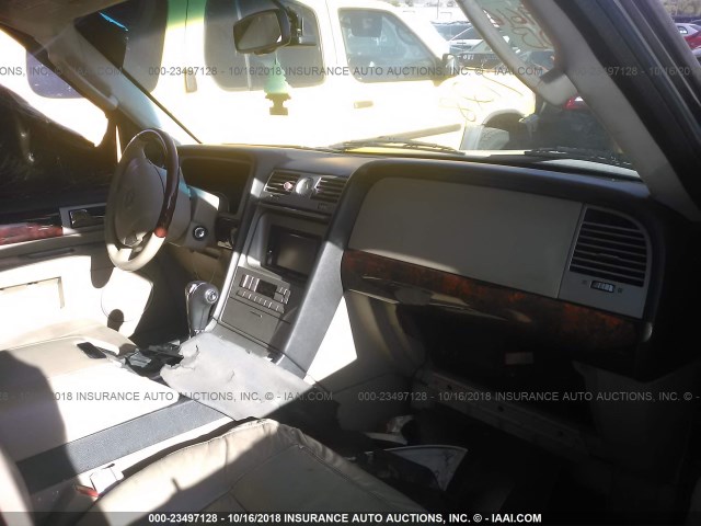 5LMFU28566LJ18970 - 2006 LINCOLN NAVIGATOR Кремовый фото 5