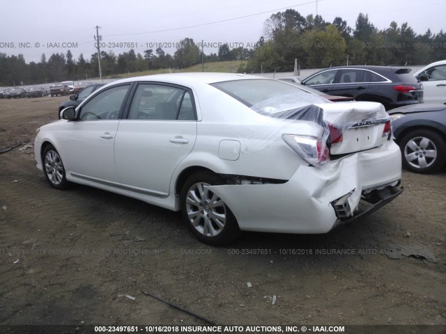 4T1BK3DB5BU435488 - 2011 TOYOTA AVALON LIMITED WHITE photo 3