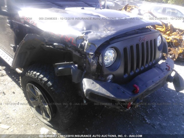 1C4BJWFG1JL813666 - 2018 JEEP WRANGLER UNLIMITE RUBICON GRAY photo 6