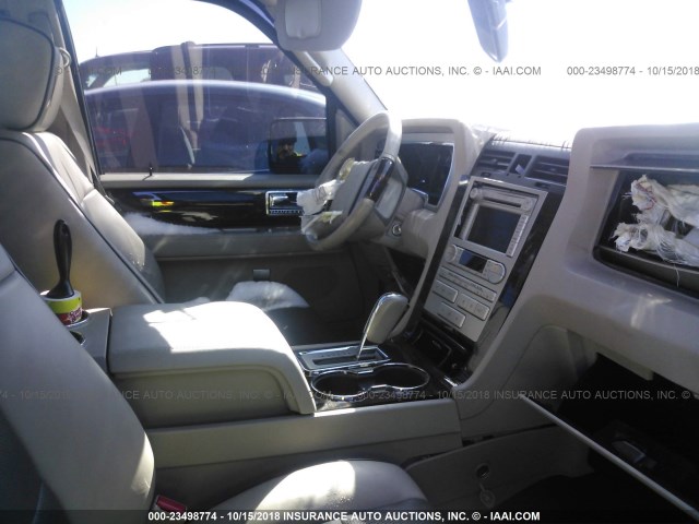 5LMFU28508LJ12908 - 2008 LINCOLN NAVIGATOR Қара фото 5