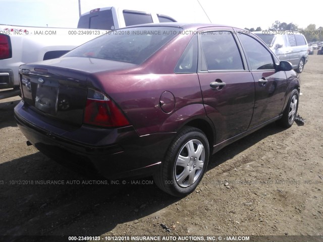 1FAFP34N27W314341 - 2007 FORD FOCUS ZX4/S/SE/SES MAROON photo 4
