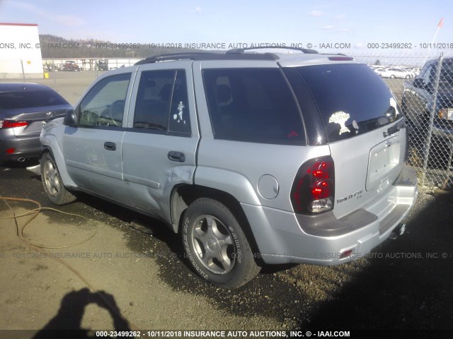 1GNDT13S582231656 - 2008 CHEVROLET TRAILBLAZER LS/LT SILVER photo 3