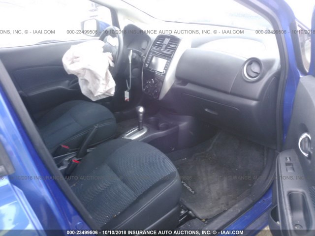 3N1CE2CPXFL445475 - 2015 NISSAN VERSA NOTE S/S PLUS/SV/SL/SR BLUE photo 5