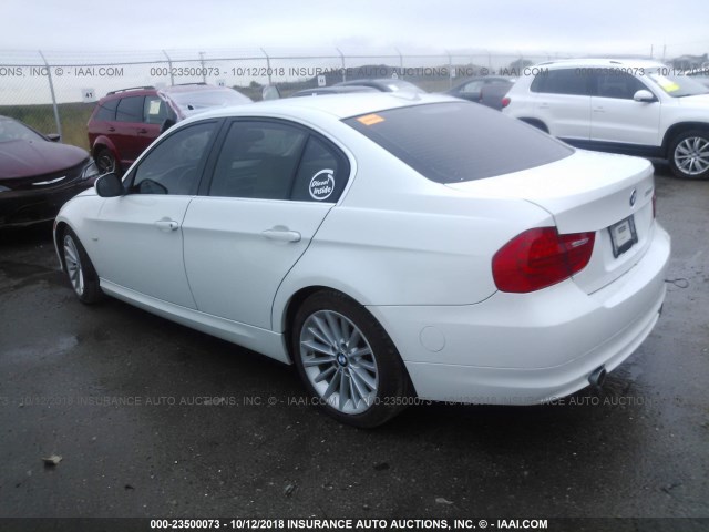 WBAPN7C57BA950804 - 2011 BMW 335 D WHITE photo 3