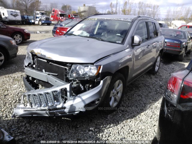 1C4NJDEB0GD662538 - 2016 JEEP COMPASS LATITUDE GRAY photo 2