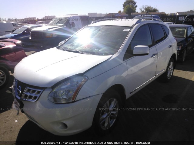 JN8AS5MV0CW376964 - 2012 NISSAN ROGUE S/SV WHITE photo 2