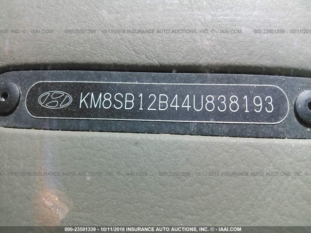 KM8SB12B44U838193 - 2004 HYUNDAI SANTA FE GL RED photo 9