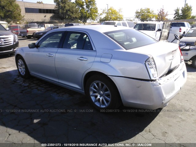 2C3CCACGXCH266066 - 2012 CHRYSLER 300 LIMITED SILVER photo 3