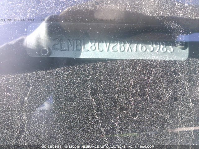 2LNBL8CV2BX763983 - 2011 LINCOLN TOWN CAR SIGNATURE LIMITED BLACK photo 9