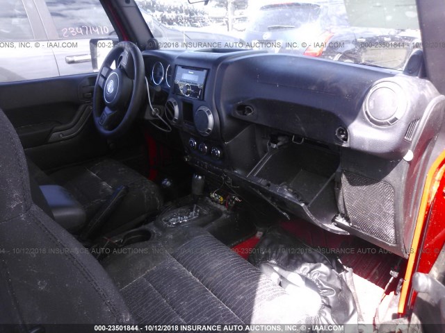 1C4AJWAGXCL259243 - 2012 JEEP WRANGLER SPORT RED photo 5