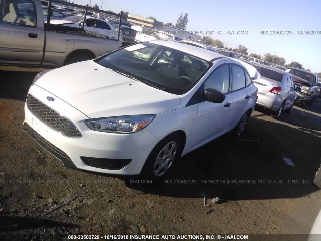 1FADP3E24GL363179 - 2016 FORD FOCUS S WHITE photo 2