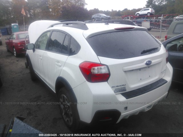 JF2GPABC5HH245723 - 2017 SUBARU CROSSTREK PREMIUM WHITE photo 3