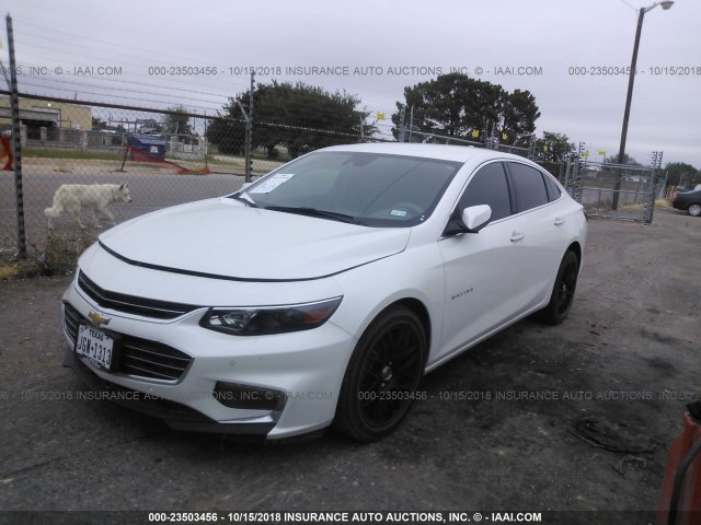 1G1ZH5SX2HF156615 - 2017 CHEVROLET MALIBU PREMIER WHITE photo 2