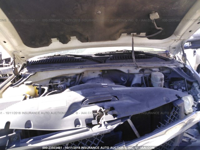 1GBHC24U31E211303 - 2001 CHEVROLET SILVERADO C2500 HEAVY DUTY WHITE photo 10